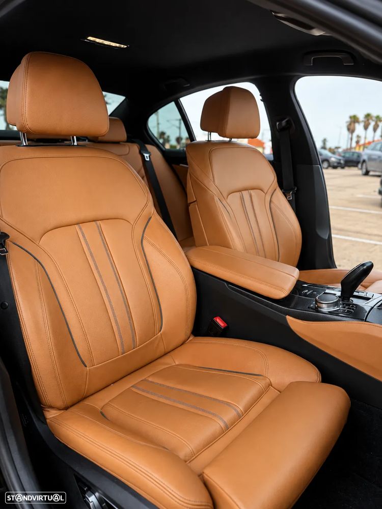 BMW 530 e Pack M - 21
