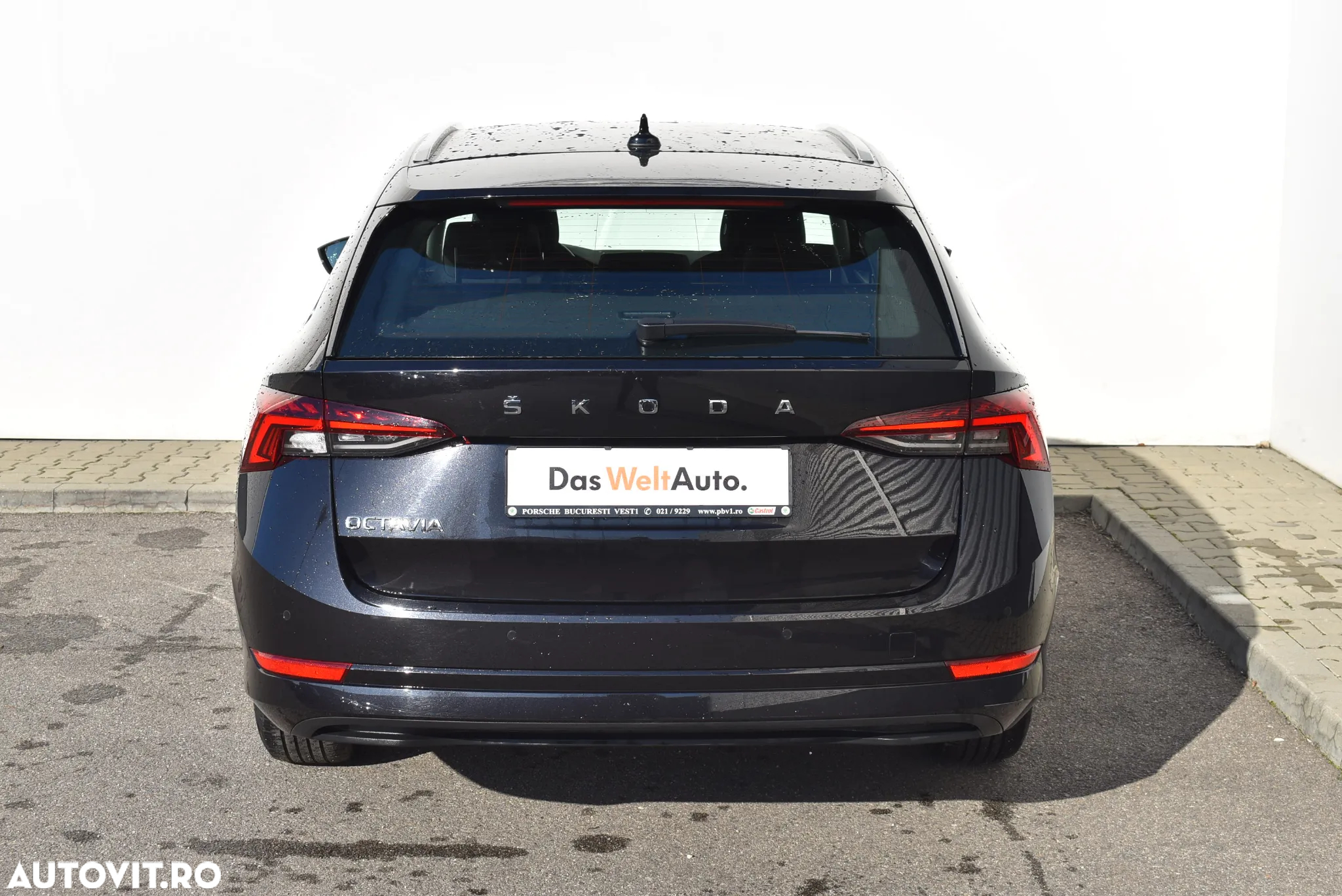Skoda Octavia Combi 2.0 TDI (Green tec) DSG Style - 6