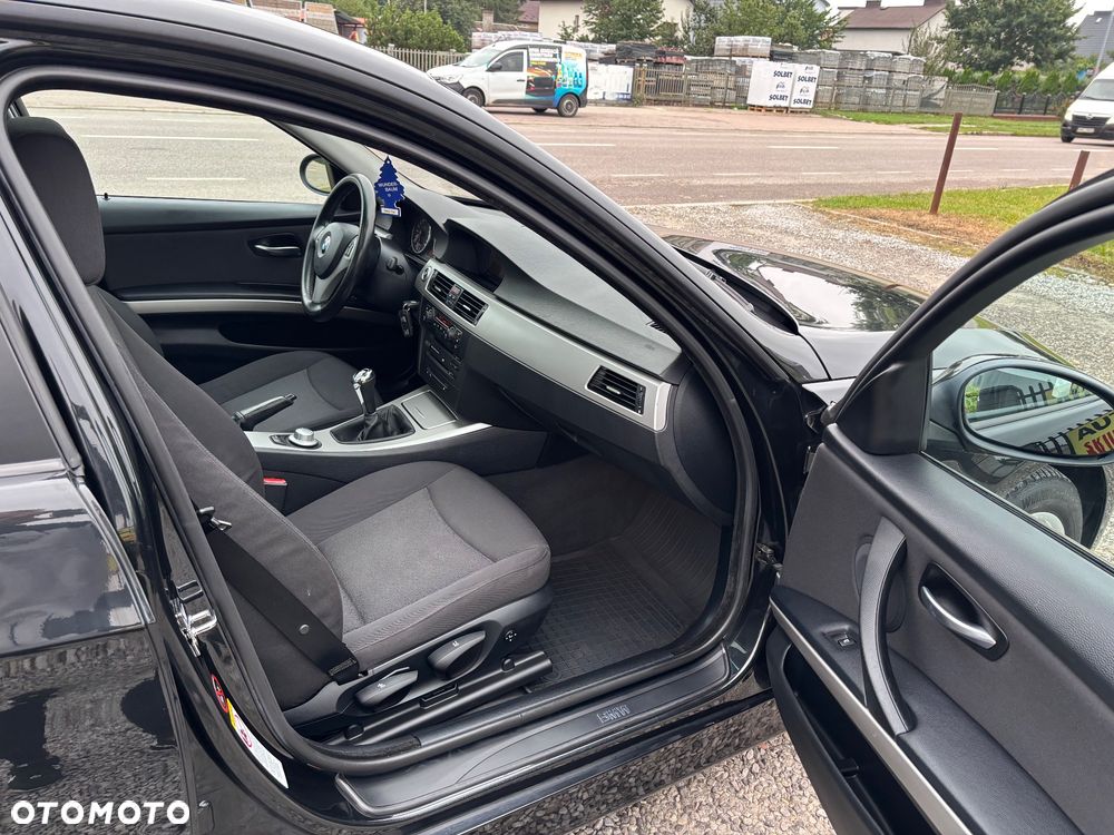 BMW Seria 3 - 11