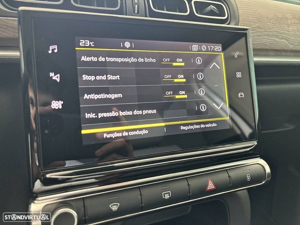 Citroën C3 1.2 PureTech Shine - 17