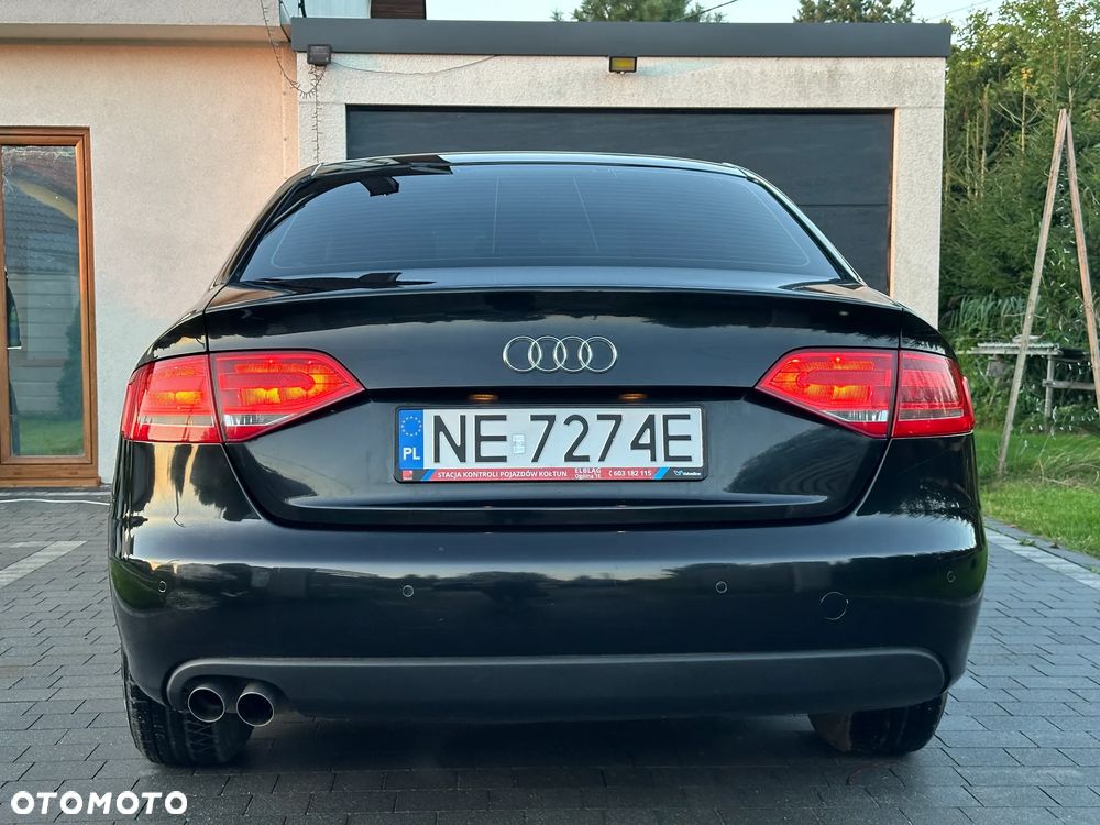 Audi A4 Limousine - 37