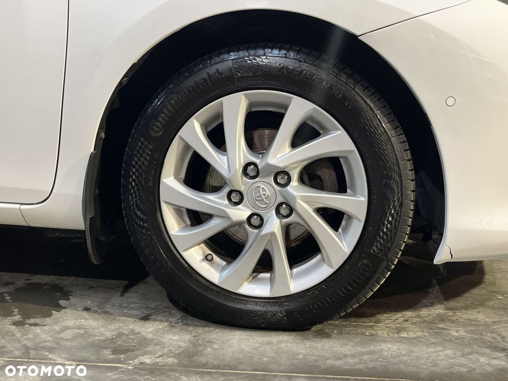 Toyota Auris - 19