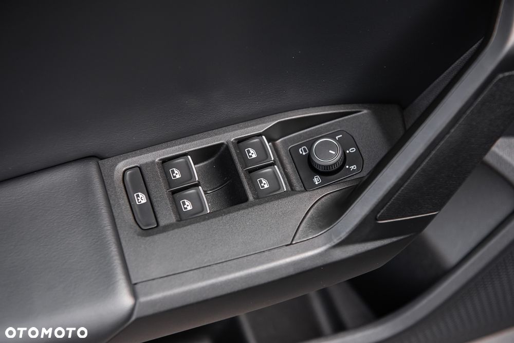 Seat Leon Sportstourer 1.5 eTSI ACT OPF DSG FR - 16