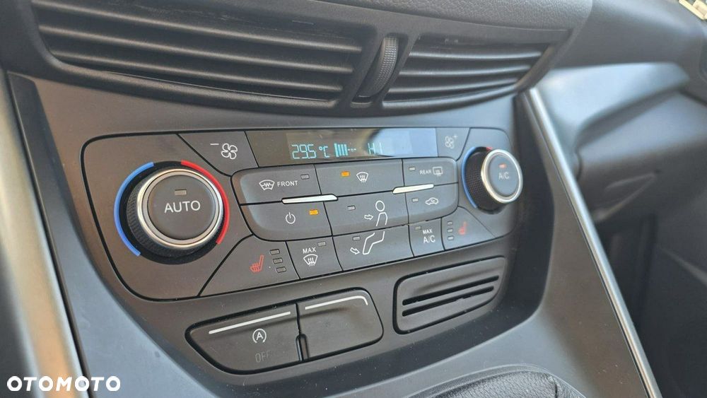 Ford Kuga - 14