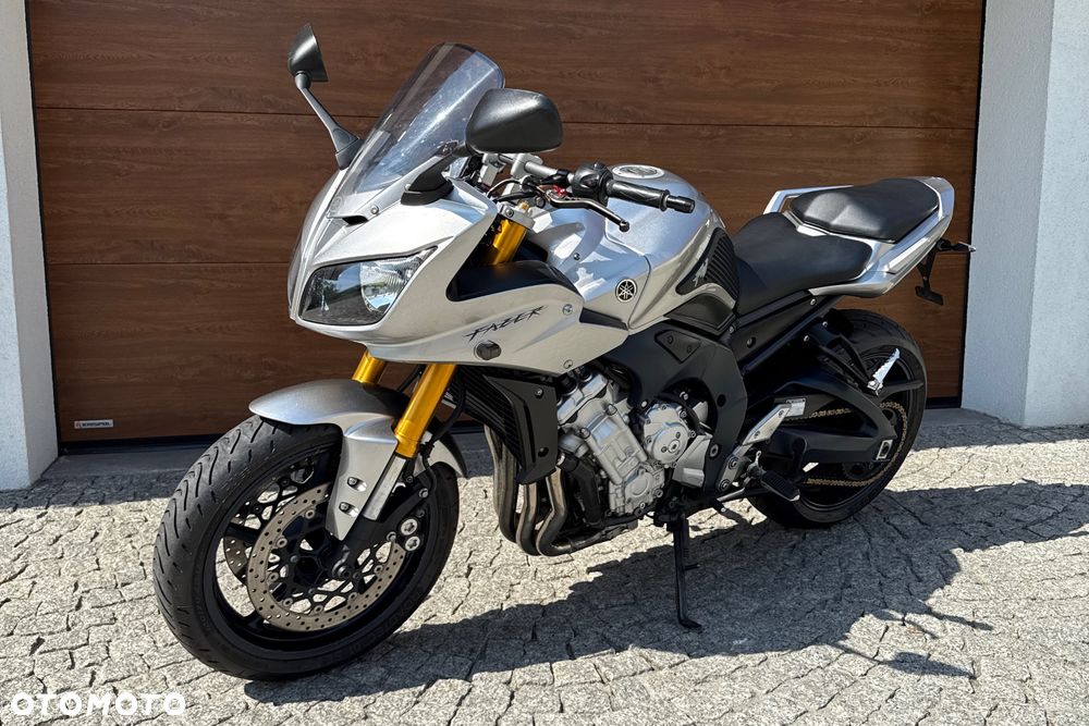 Yamaha FZ - 14