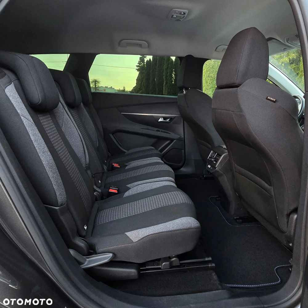 Peugeot 5008 PureTech 130 EAT8 Stop & Start Roadtrip - 23