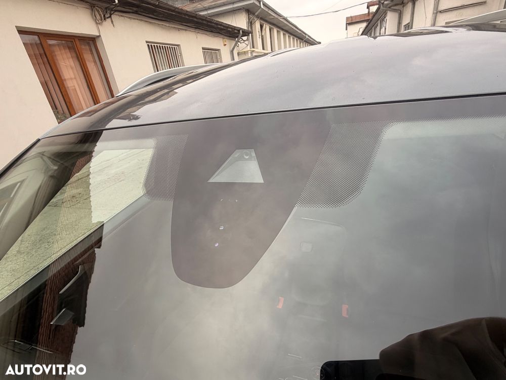 Volkswagen Tiguan - 35