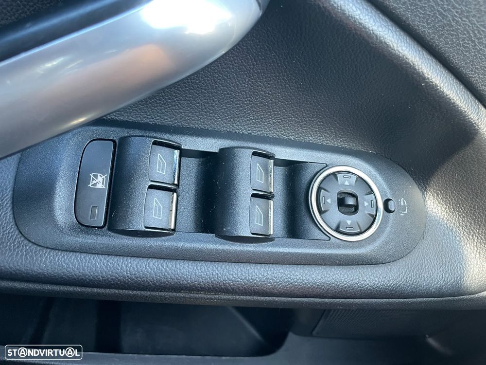 Ford Mondeo 1.8 TDCi Titanium - 13