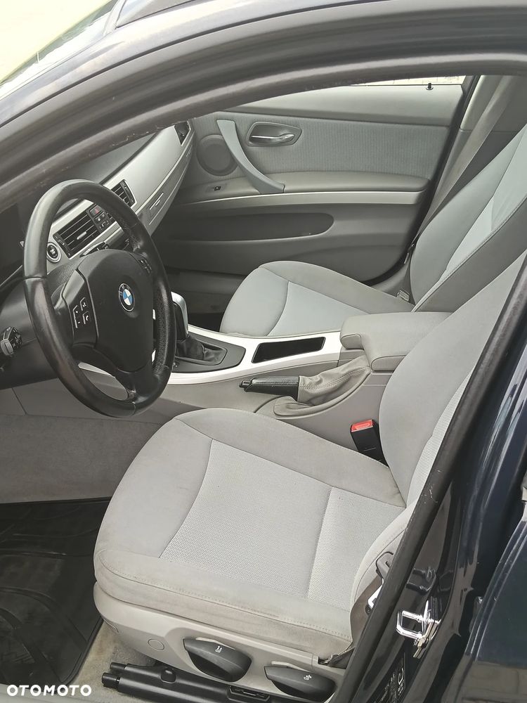 BMW Seria 3 - 21