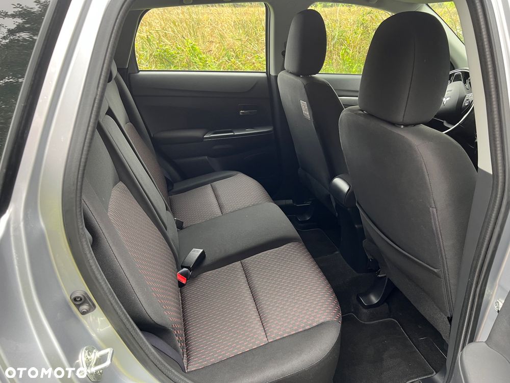 Mitsubishi ASX 1.6 2WD Diamant Edition - 10