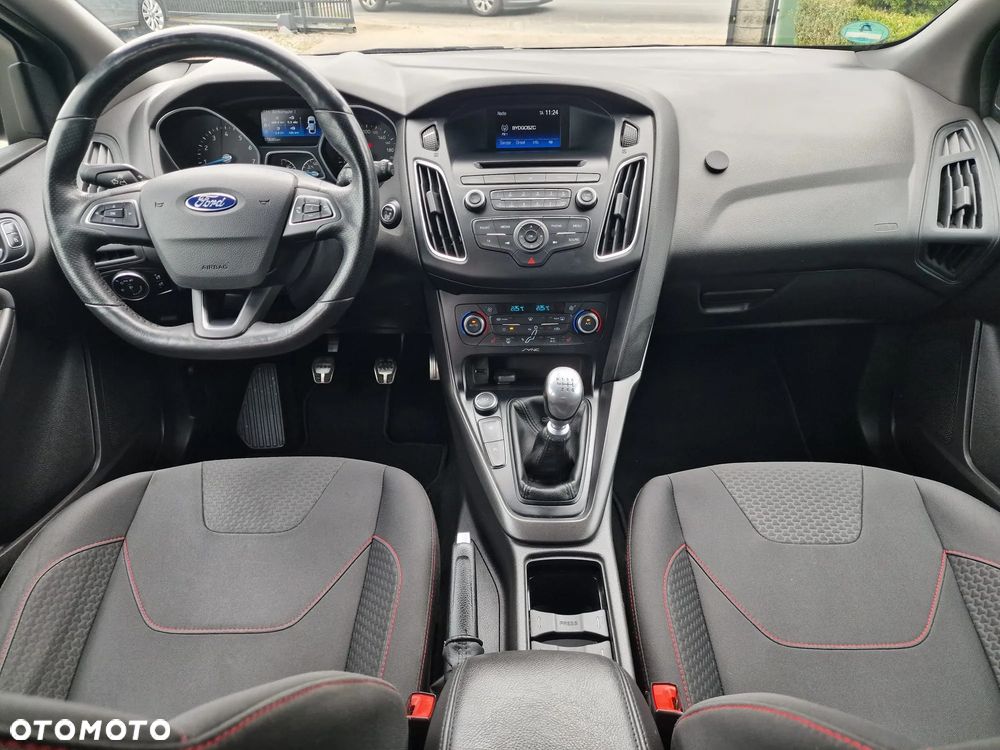 Ford Focus 1.0 EcoBoost Start-Stopp-System ST-LINE STYLE - 22