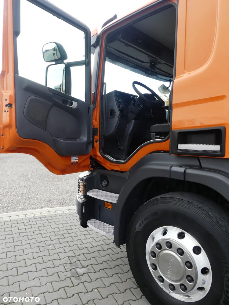 Scania P410 8x4 / WYWROTKA TYLNO ZSYPOWA / ALUFELGI / MANUAL / - 20