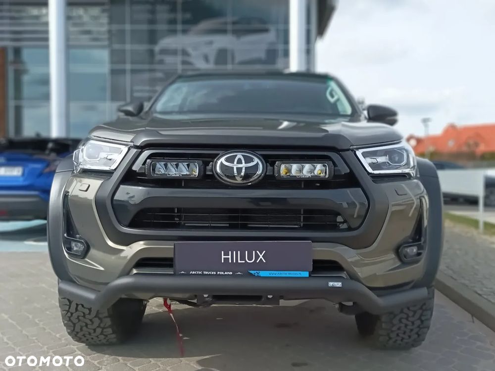 Toyota Hilux 2.8 D-4D mHEV Double Cab Invincible 4x4 - 6