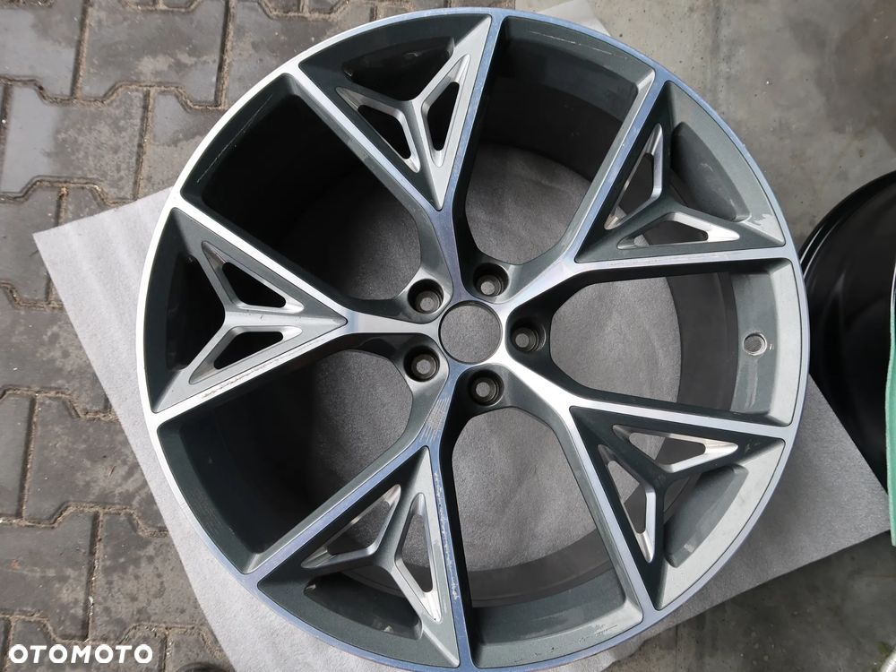 Oryginalna Felga do Audi q8 sq8 RSQ8 22'' uszkodzona - 1