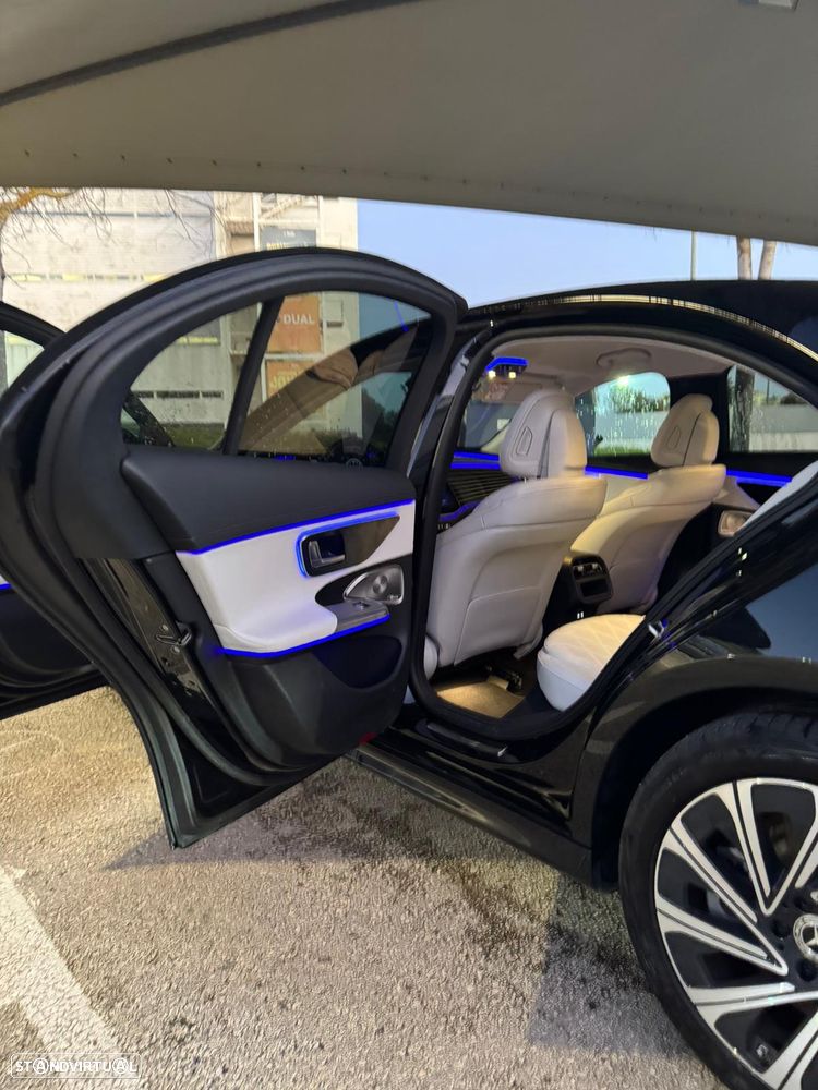 Mercedes-Benz E 300 de 9G-TRONIC - 17