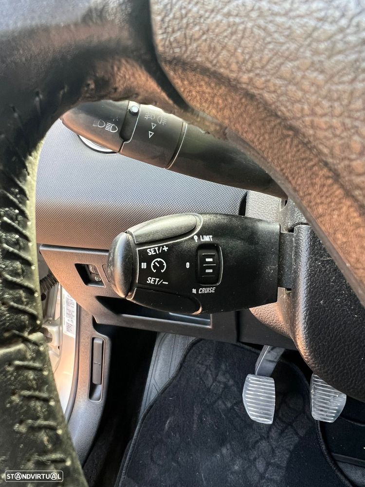 Peugeot 308 SW 1.6 HDi SE Navteq CVM6 - 12