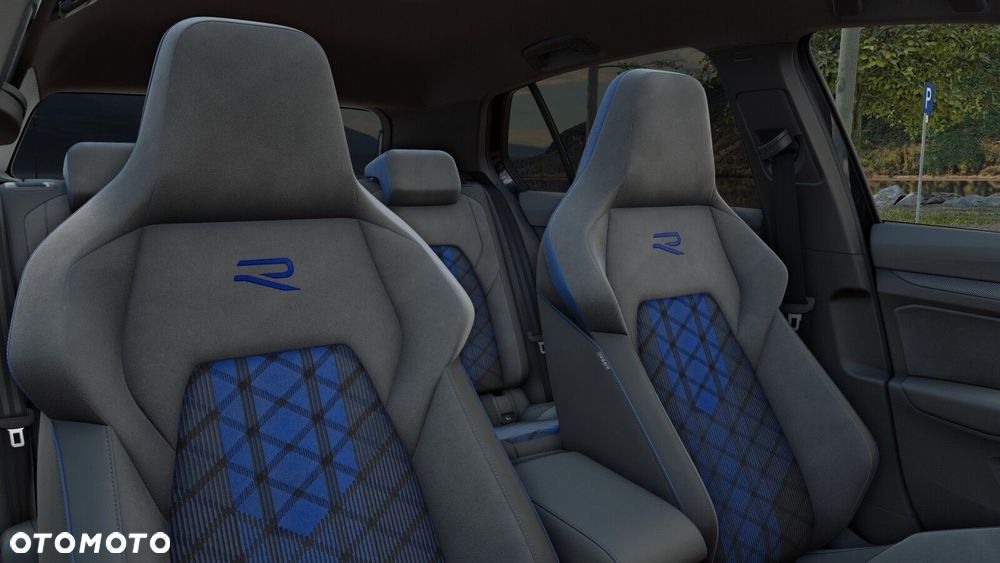 Volkswagen Golf - 11