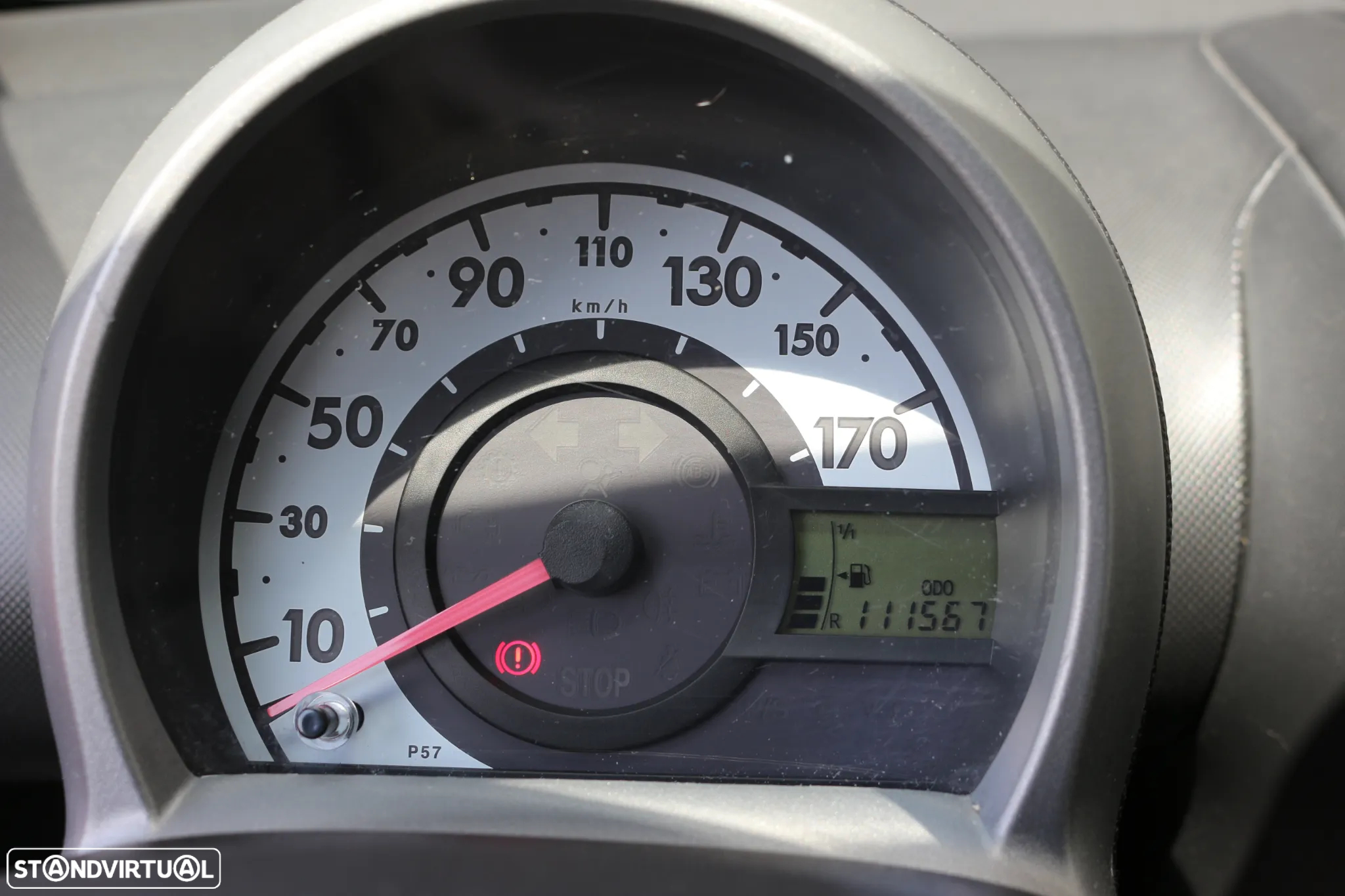 Peugeot 107 1.0 Trendy - 9