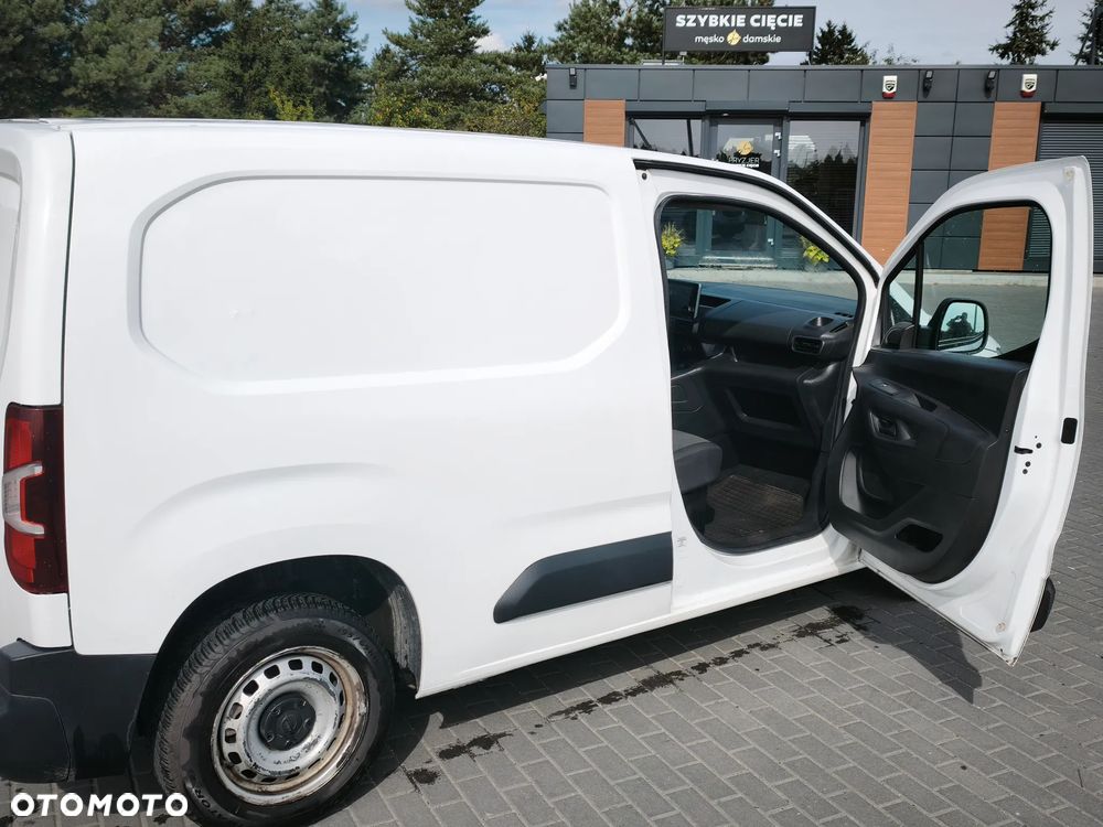 Opel Combo 1.2 Turbo Essentia S&S - 7