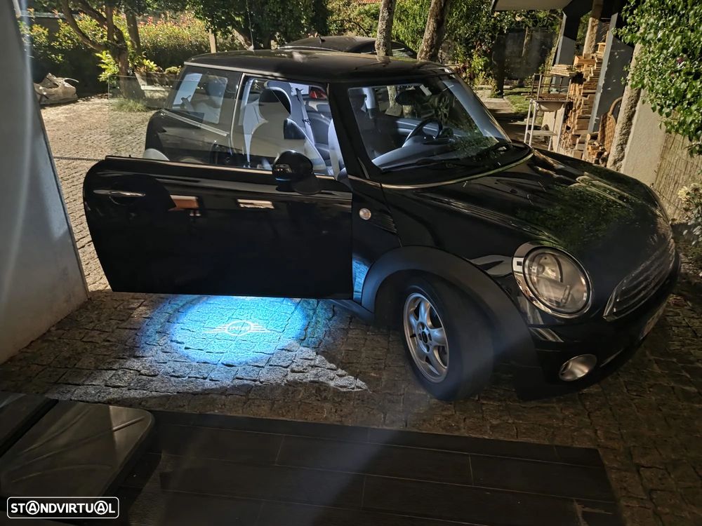 MINI 3 Portas One 1.4 - 32