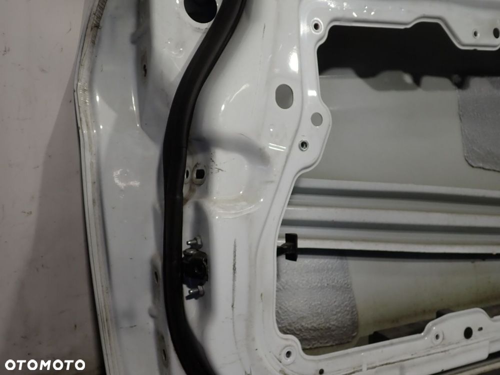 DRZWI PRAWY PRZÓD 3D FORD FIESTA MK6 - 10
