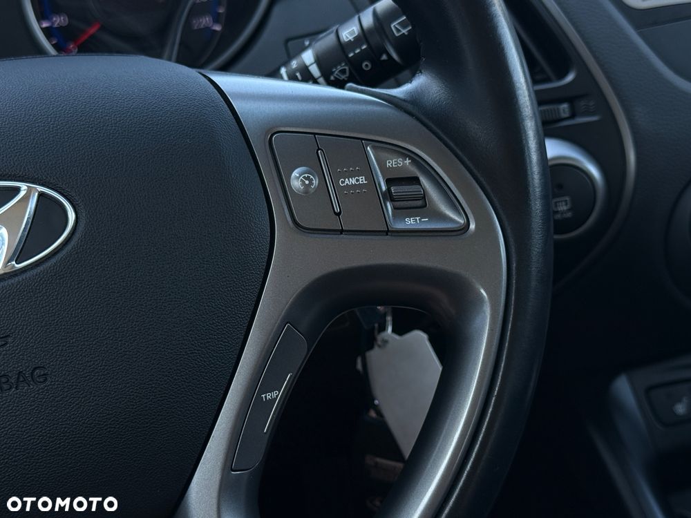 Hyundai ix35 1.6 2WD Fifa World Cup Edition - 19