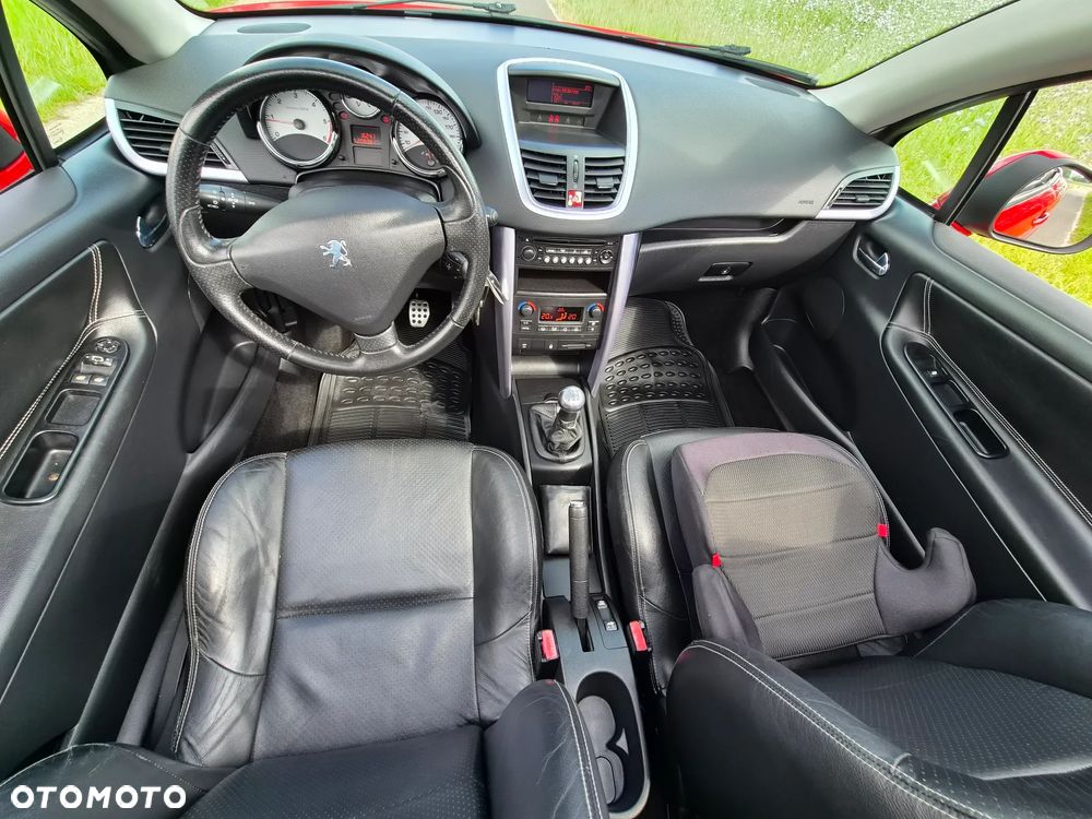 Peugeot 207 CC - 10