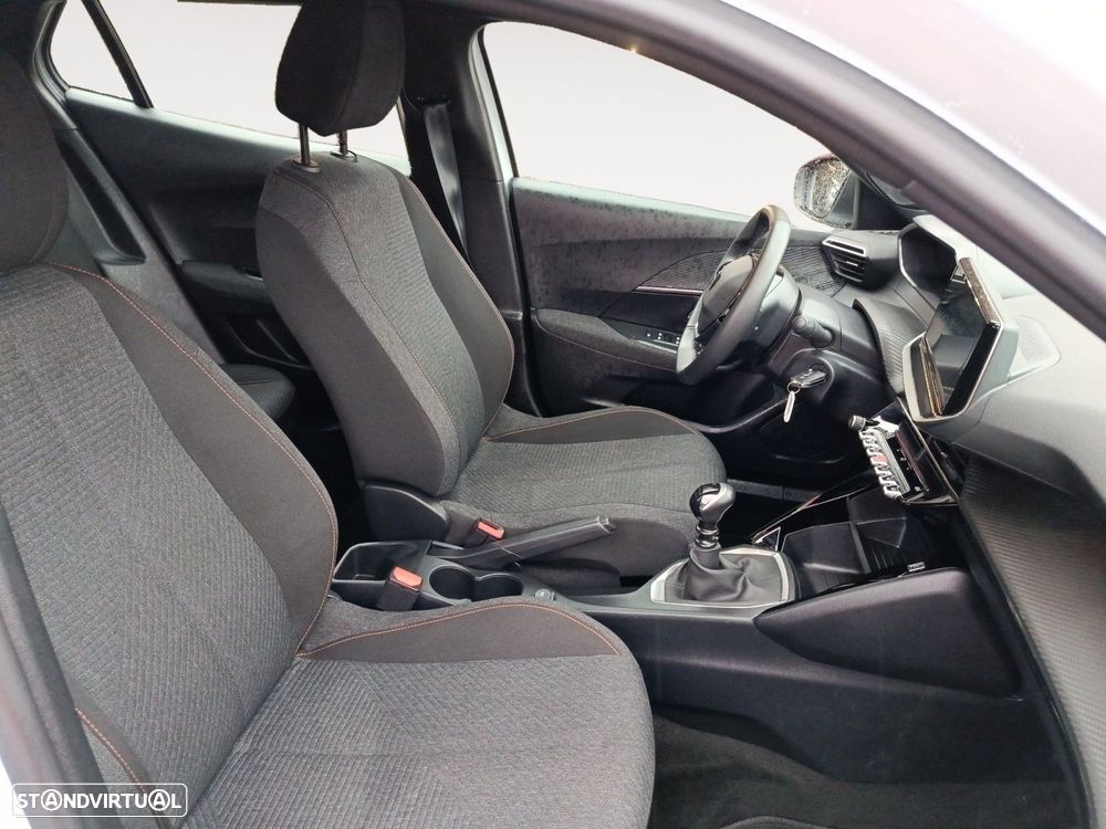 Peugeot 2008 1.2 PureTech Style - 15