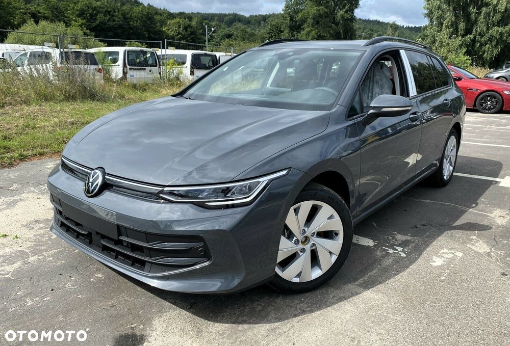 Volkswagen Golf VIII 1.5 TSI Life Plus - 2