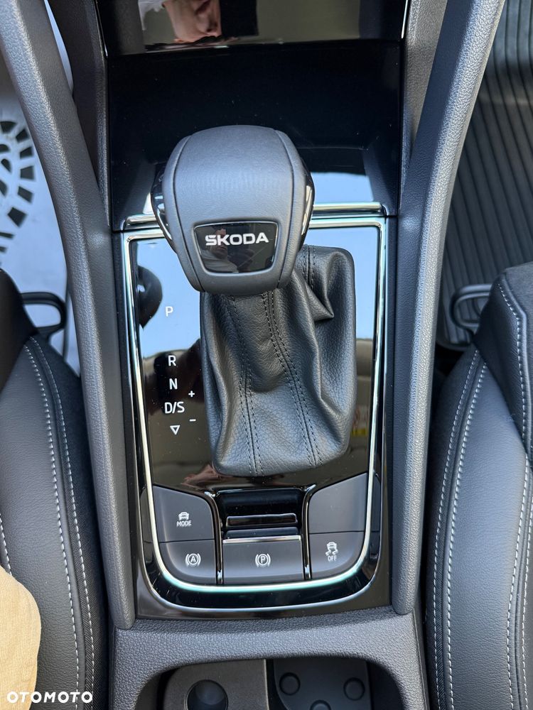 Skoda Karoq 1.5 TSI ACT DSG Selection - 20