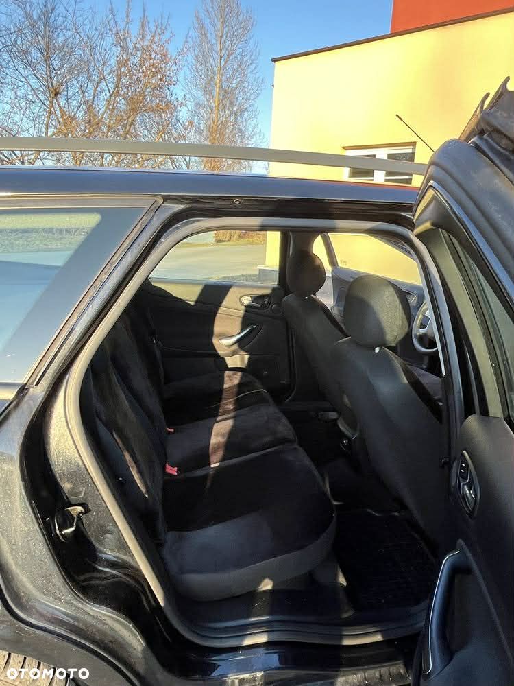 Ford Mondeo 2.0 Trend - 9
