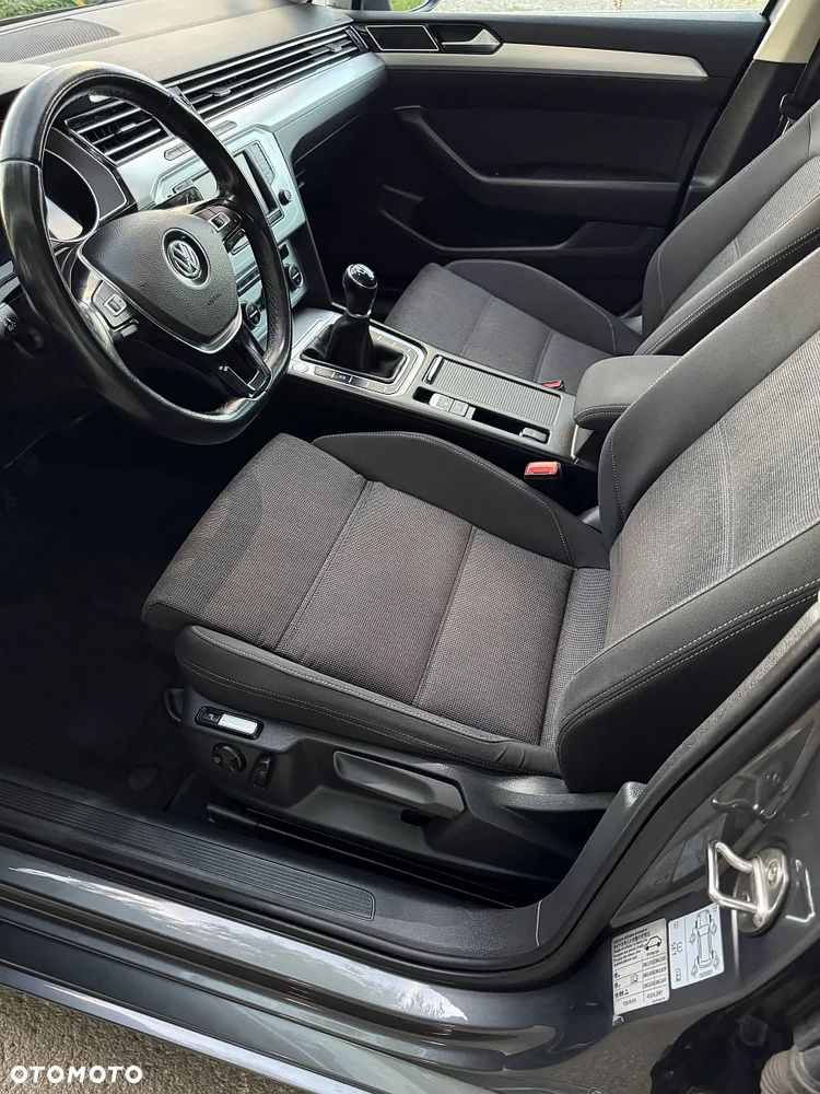 Volkswagen Passat 1.4 TSI ACT (BlueMotion Technology) Highline - 29