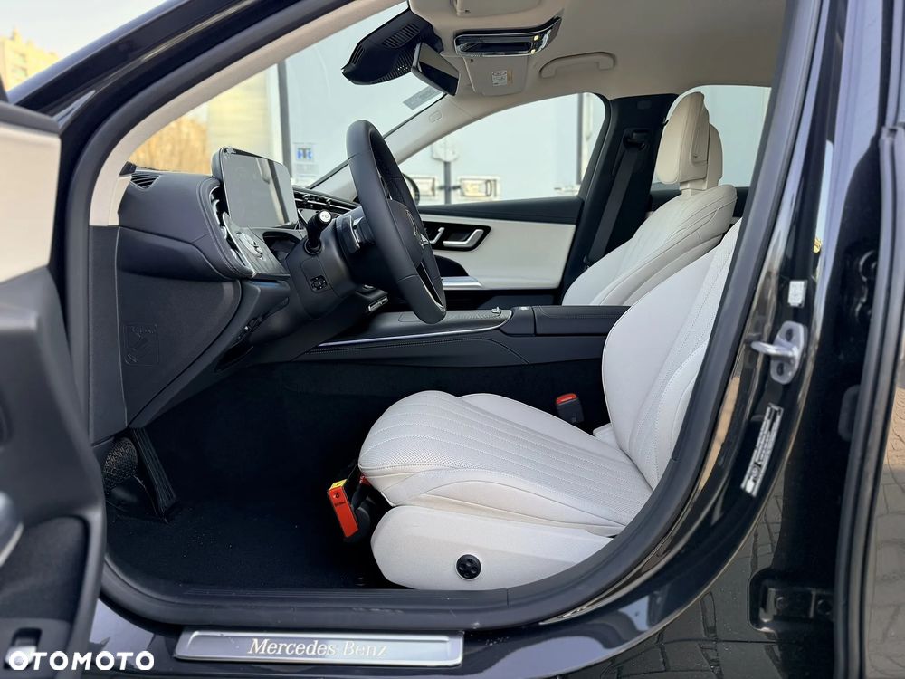 Mercedes-Benz Klasa E - 19