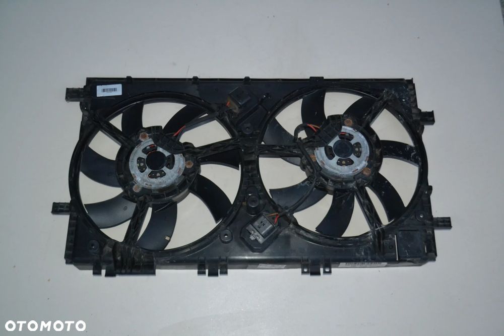 OPEL INSIGNIA A 2,0 CDTI WENTYLATORY CHŁODNICY BEHR OBUDOWA KPL 22818550 - 2