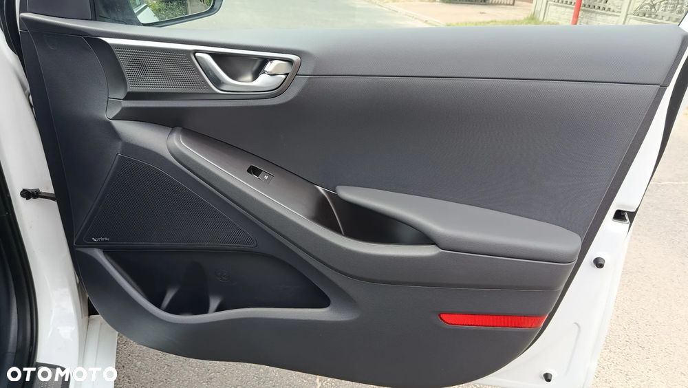 Hyundai IONIQ Advantage - 9