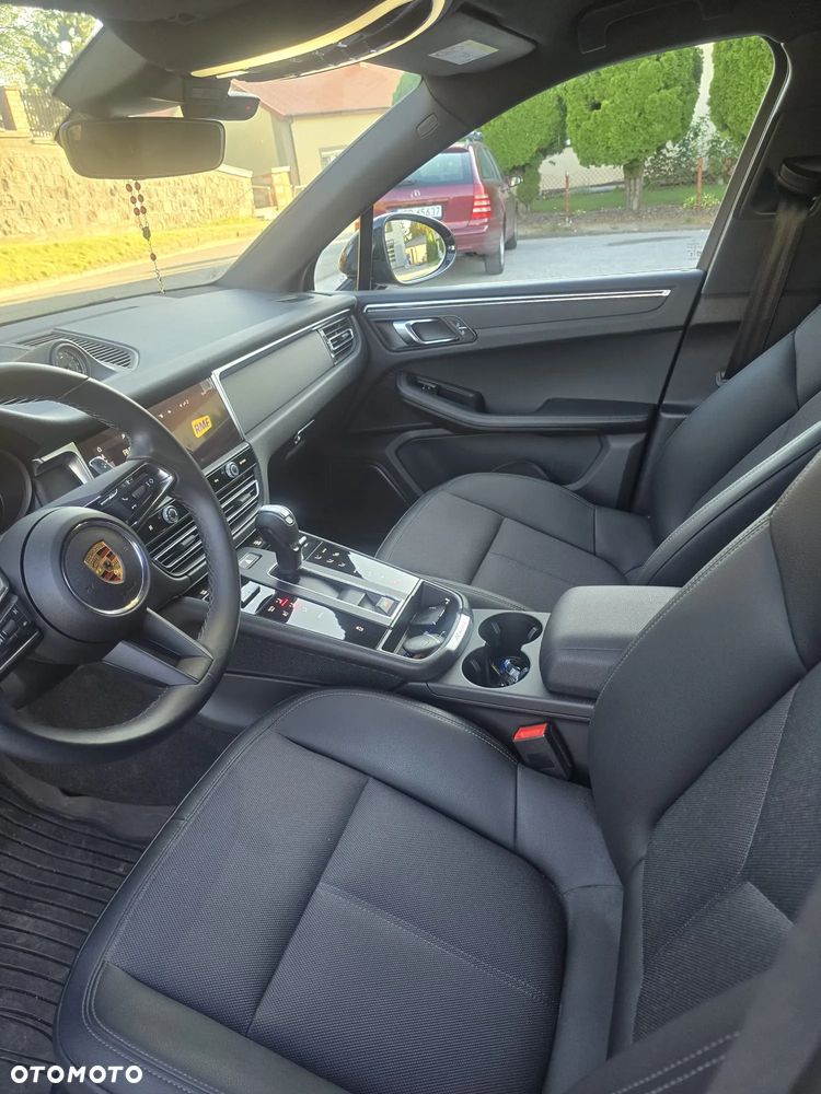 Porsche Macan Standard - 8