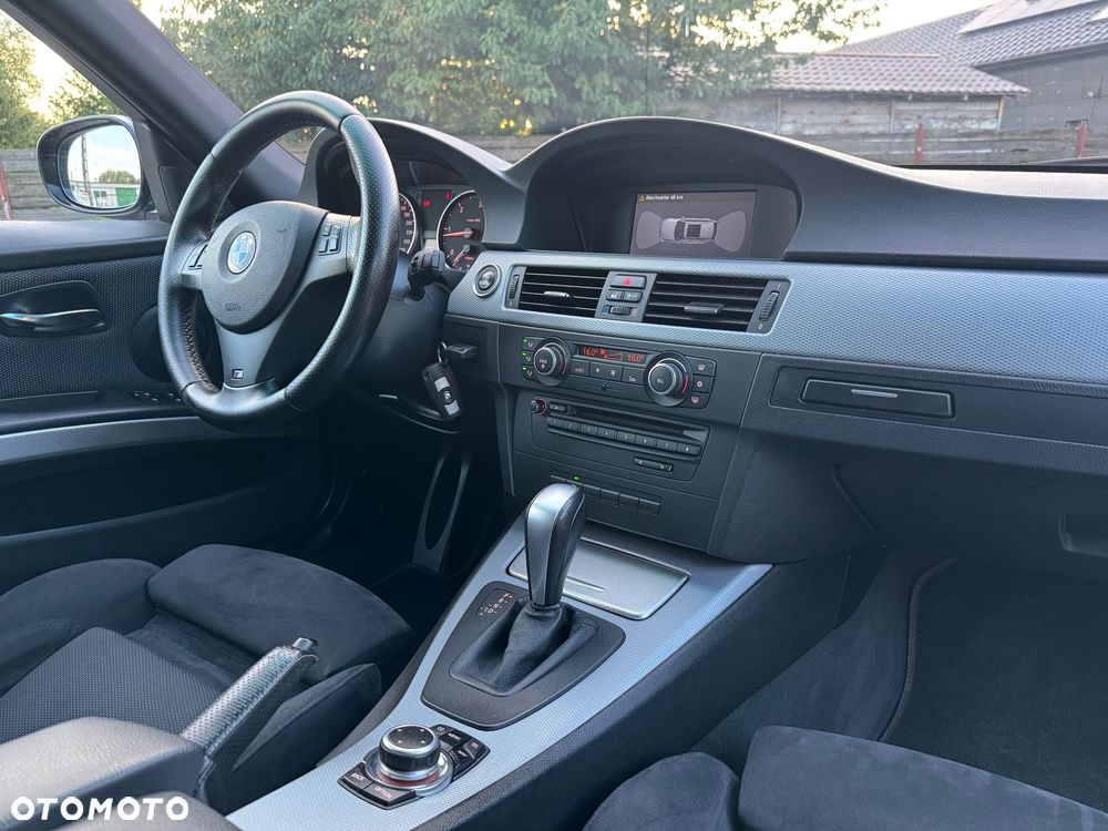 BMW Seria 3 320d DPF Edition Sport - 18