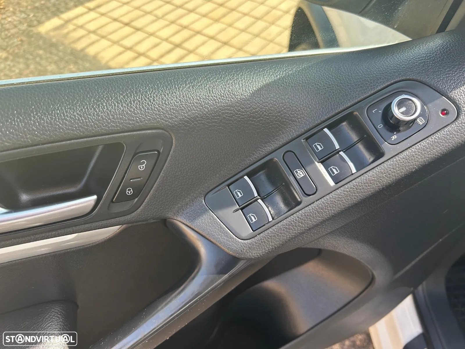 VW Tiguan 2.0 TDI Sport 4Motion DSG - 12