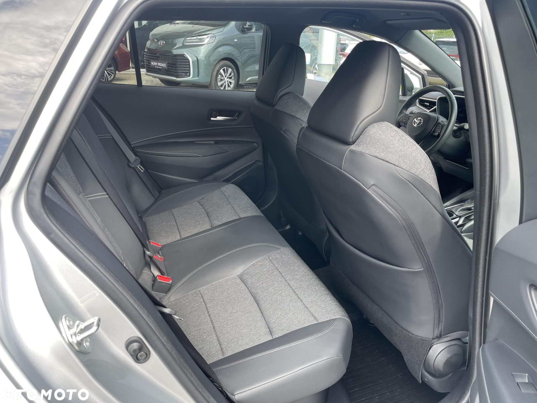Toyota Corolla - 21