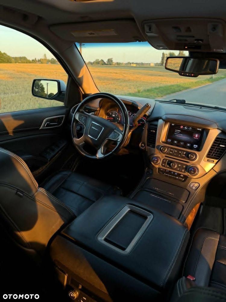 GMC Yukon Denali 6.2 XL - 16