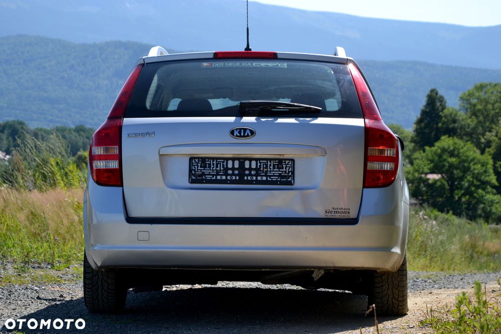 Kia Ceed 1.6 Comfort + - 5