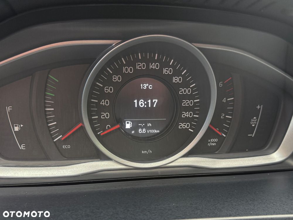 Volvo V60 D2 - 10