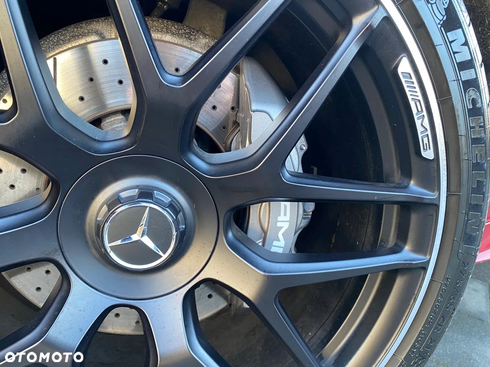 Mercedes-Benz AMG GT 43 4Matic+ Speedshift TCT 9G - 21