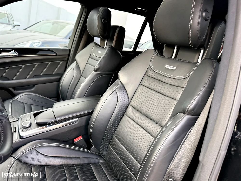 Mercedes-Benz ML 63 AMG 4Matic SpeedshiftFT 7G-TRONIC Performance Package - 23
