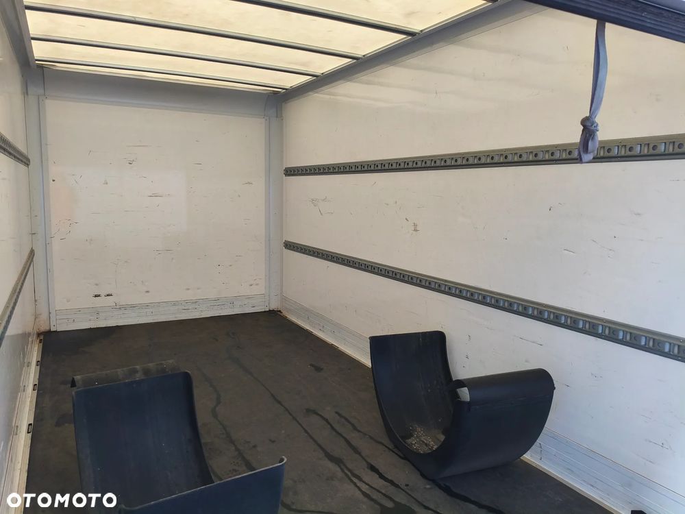 Iveco KONTENER  35C - 4