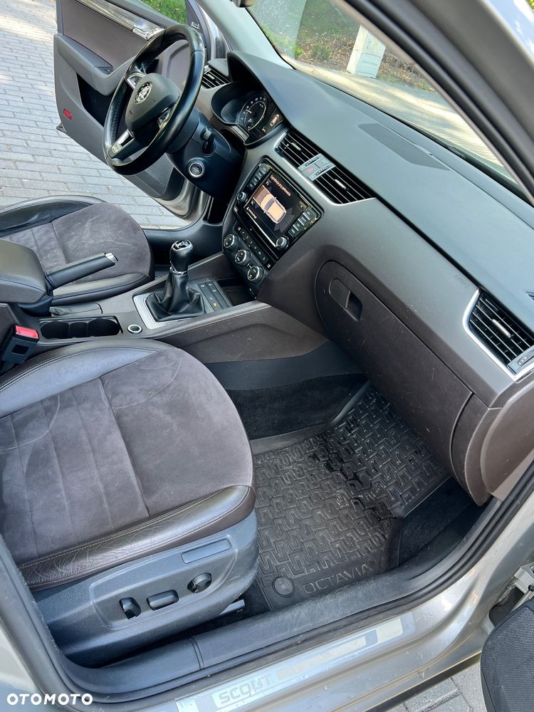 Skoda Octavia 2.0 TDI 4x4 Scout - 17