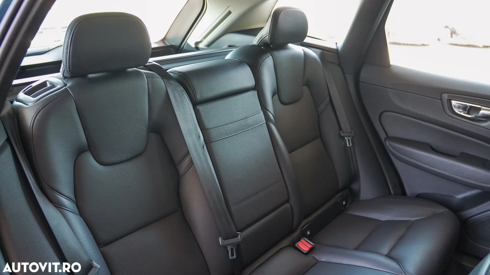 Volvo XC 60 D4 AWD Momentum - 26