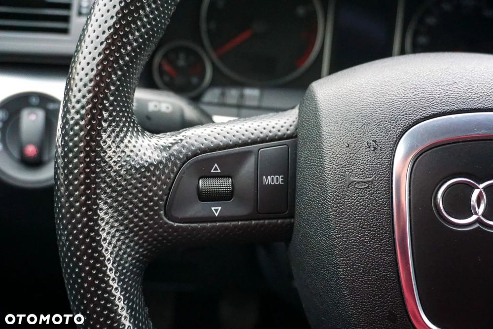 Audi A4 Avant 1.8T Quattro - 26