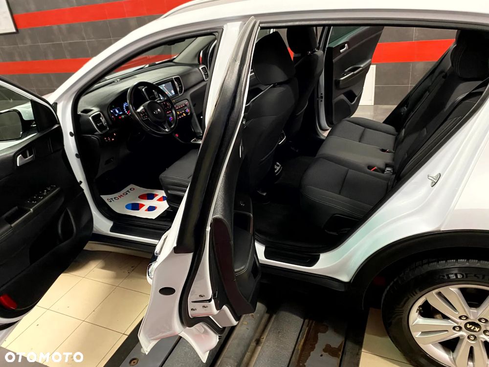 Kia Sportage 1.6 GDI L Business Line 2WD - 19