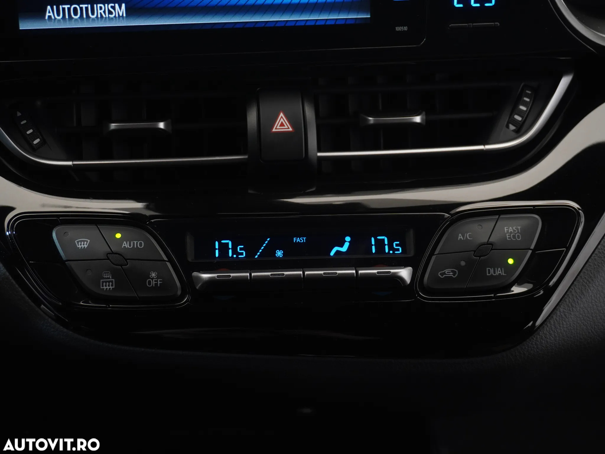 Toyota C-HR 1.8 HSD 4x2 CVT C-ult LED - 24